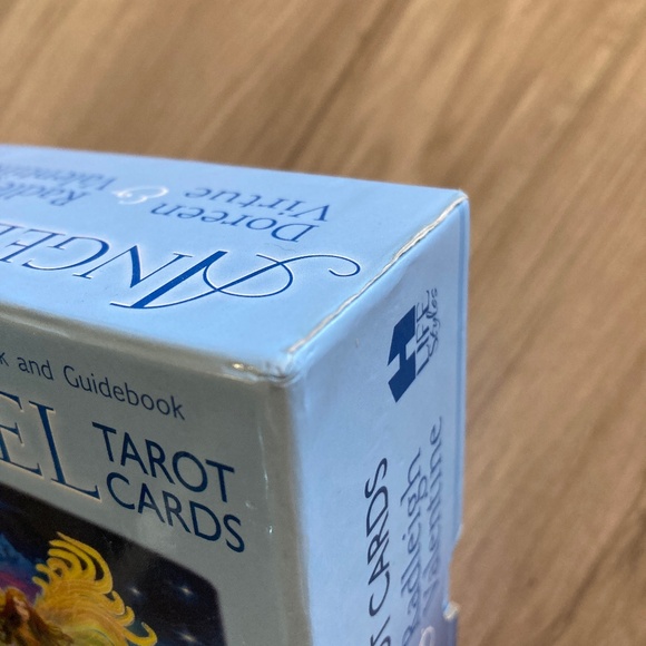 Angel Tarot Cards *RARE* by Doreen Virtue and Radleigh Valentine - Picture 6 of 16